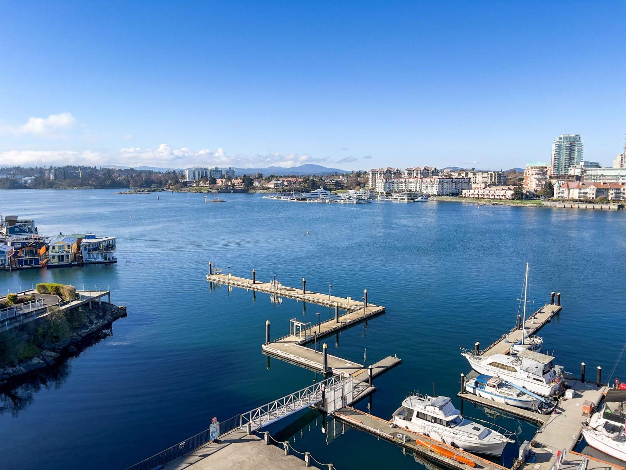 Coast Victoria Hotel & Marina By Apa Екстериор снимка