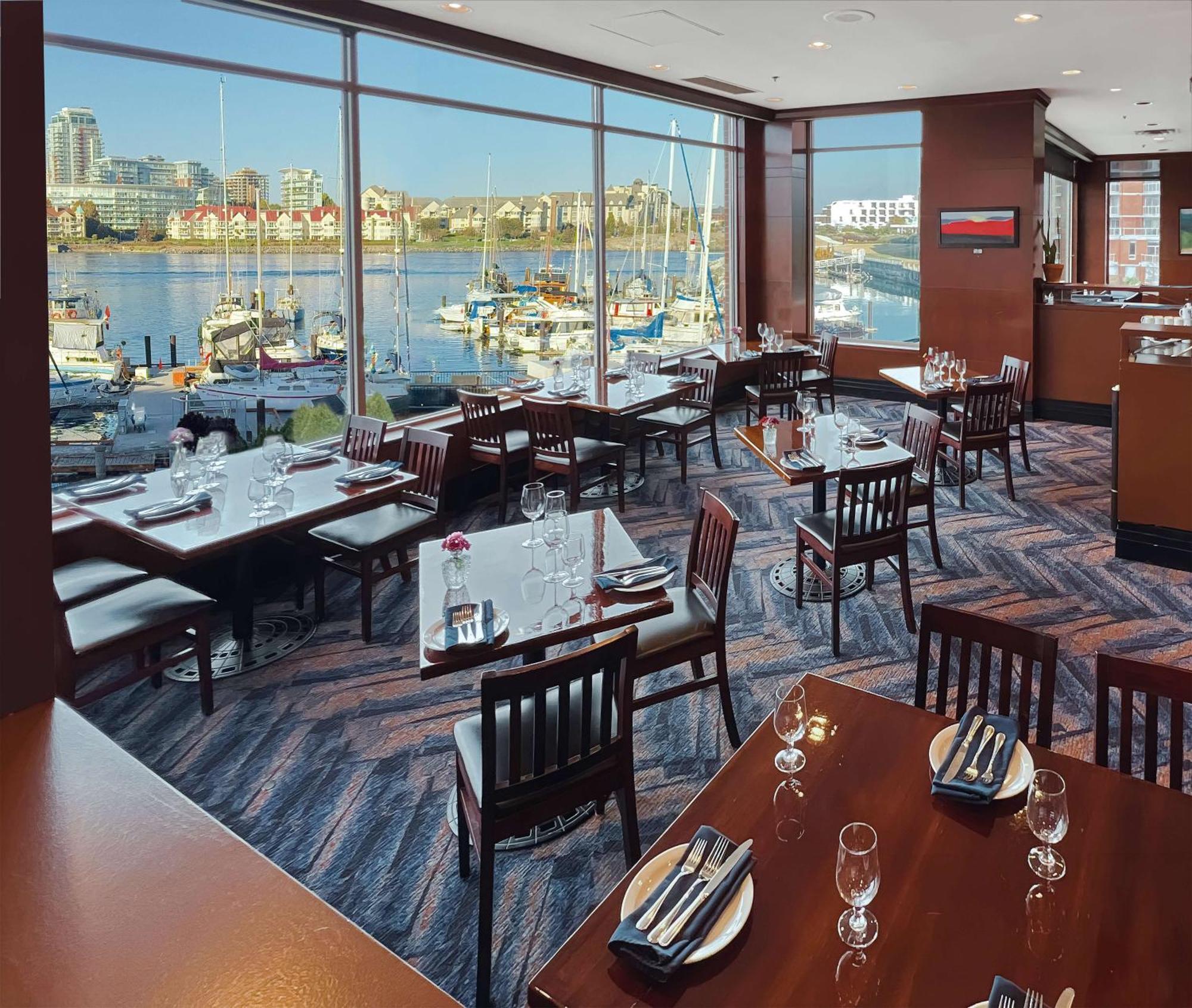 Coast Victoria Hotel & Marina By Apa Екстериор снимка
