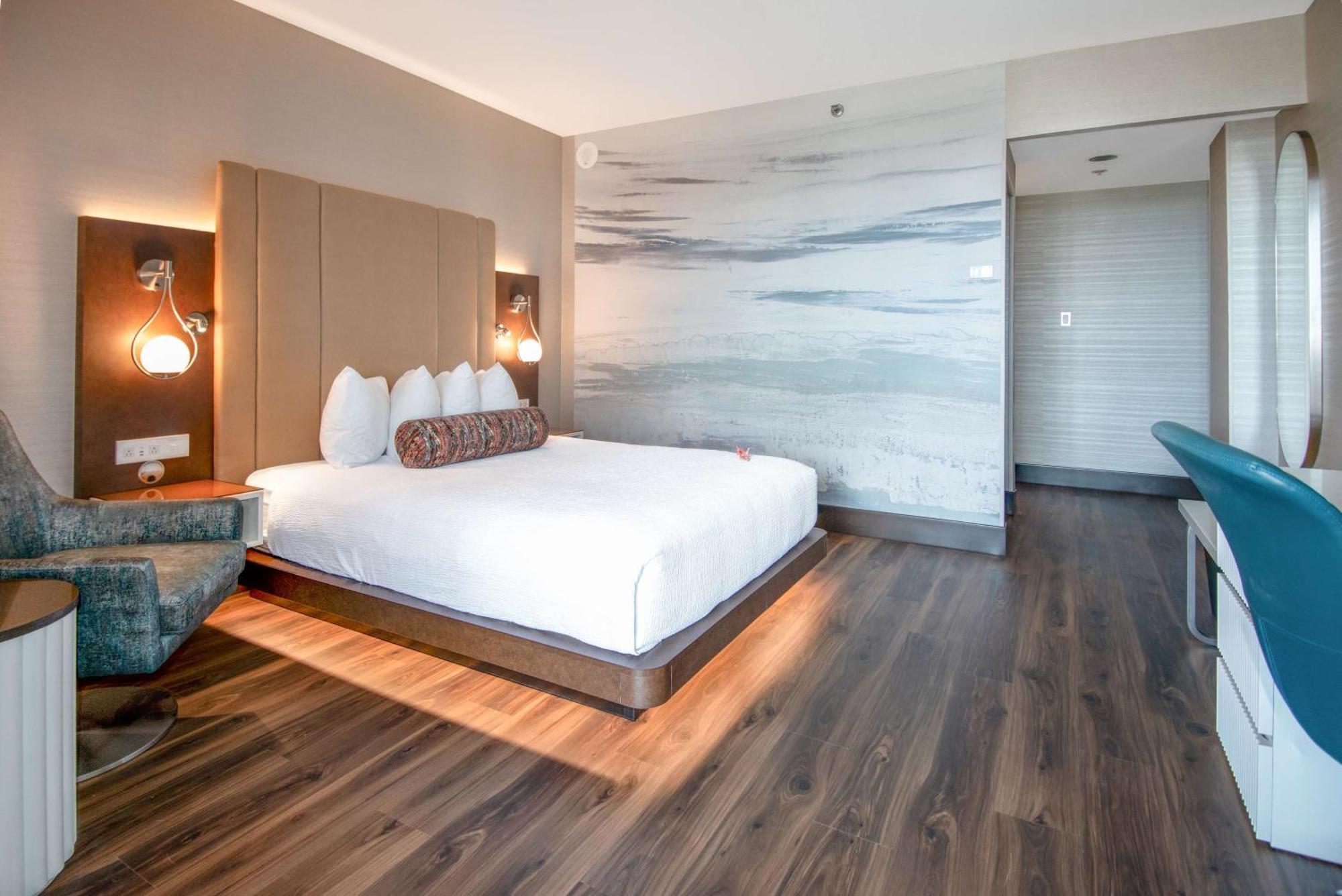 Coast Victoria Hotel & Marina By Apa Екстериор снимка